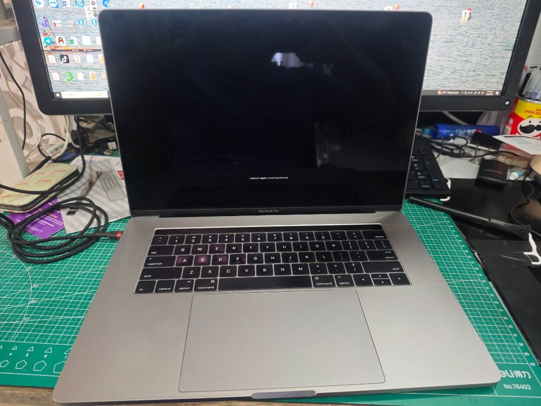 Apple MacBook Pro 15-inch (2016)Silver470163416930723842