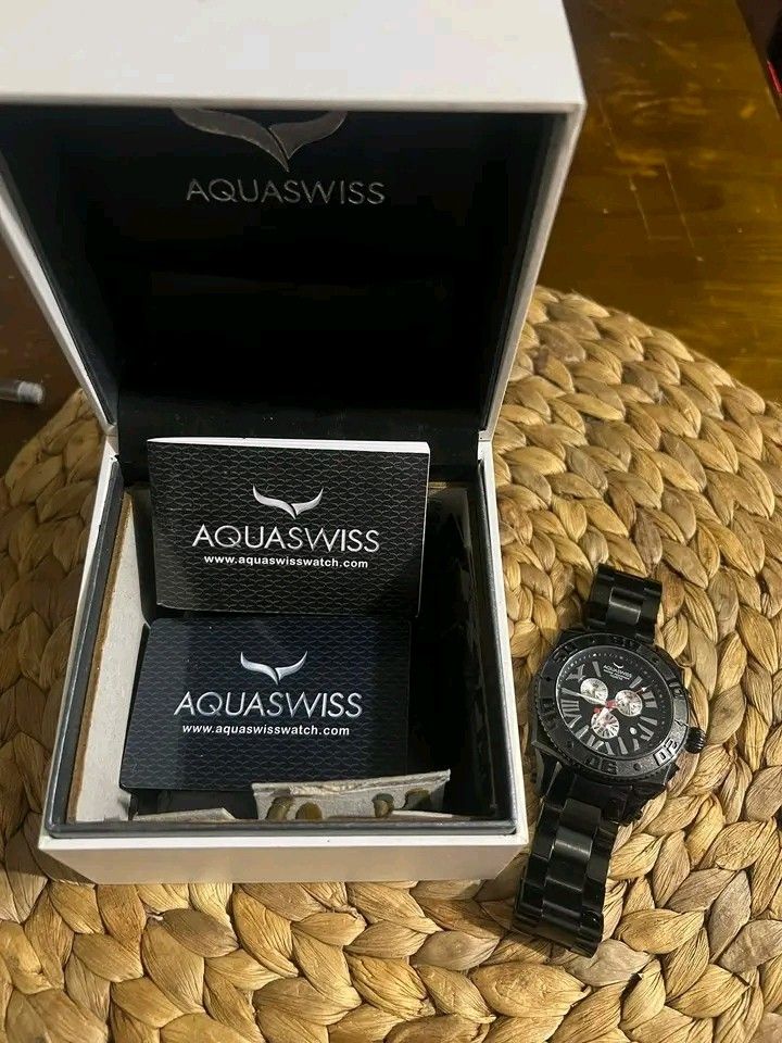 Aquaswiss Swiss Made Chronograph (Category: Luxury Watches) located in Marikina City. Submitted by ms.crybabe (Listing ID 1441350520, Image 1). Description: Aquaswiss Swiss Made Chronograph (10 ATM water resistant) na black ion-plated stainless steel watch. *all sub dials are working Sale sale 8k only‼️‼️ Open for lay way✅.