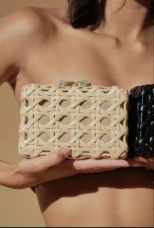 (Category: ) located in . Submitted by m_closetsale (Listing ID 1441196957, Image 1). Description: .