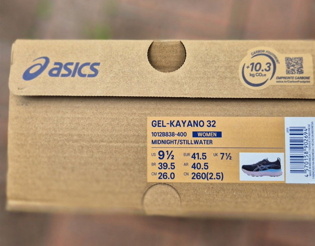 ASICS Gel Kayano 32 Sneakers (Category: Sneakers) located in Singapore. Submitted by cheahm (Listing ID 1441223698, Image 3). Description: - Asics Gel-Kayano 32 Women's Running Shoes - Color: Midnight/Stillwater - Size: US 9.5 / EUR 41.5 / UK 7.5 - Condition: Used twice only. Almost brand new in original box - Ideal for running. Selling. Bought wrong model..