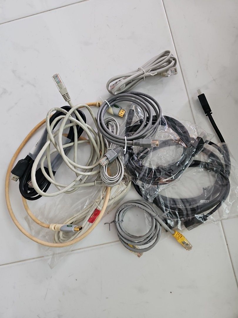 Assorted Computer and Network Cables Bundle470266031113523200