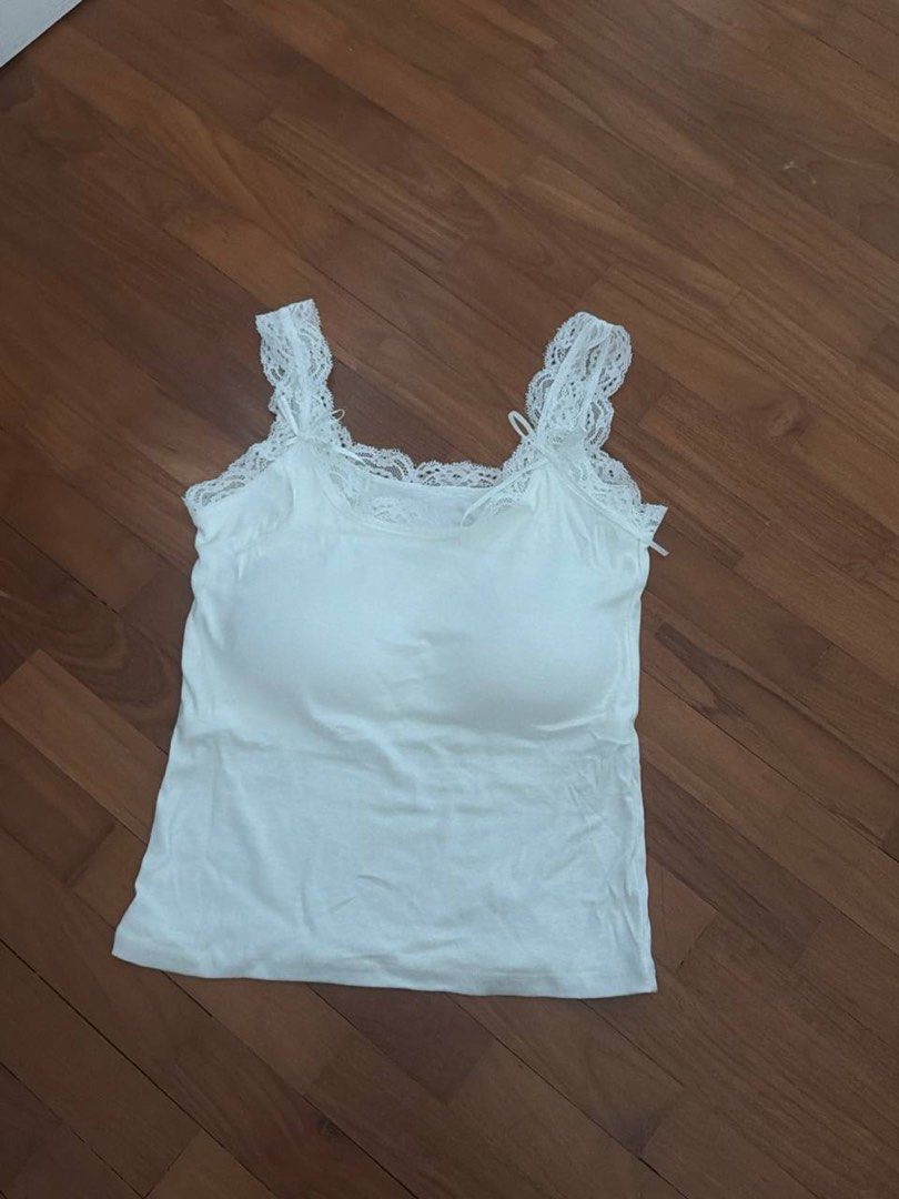 ASSORTED TOPS (Category: Sleeveless) located in Singapore. Submitted by _lov3lyy (Listing ID 1441196554, Image 7). Description: ALL FREESIZED (size XS-S) $7 EACH, no defects PLS no negos & no meetups.
