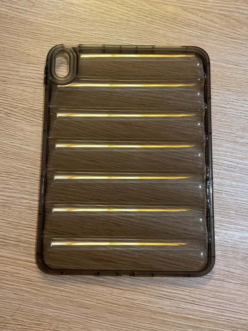 Authentic Black Bubble case for Ipad 10th/11th gen (Category: Cases & Sleeves) located in Manila. Submitted by gatrading (Listing ID 1441180355, Image 1). Description: .