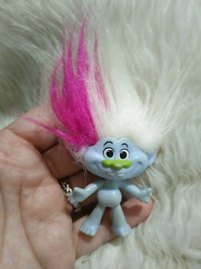Authentic troll with hair hasbro (Category: Toys & Games) located in Quezon City. Submitted by eidorableshop (Listing ID 1441259428, Image 3). Description: collectible.