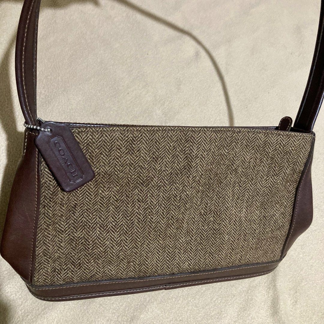 Authentic Vintage Coach Bag Shoulder Bag 👜 (Category: Luxury Bags & Wallets) located in Pasig City. Submitted by buyanne (Listing ID 1441318675, Image 1). Description: Authentic Vintage Coach Bag Shoulder Bag Style H9C-6128 Rare tweed fabric with rich brown leather trim. A timeless “quiet luxury” piece from Coach collection. ✅ Authentic Coach ✅ Serial/Style: H9C-6128 ✅ Original Coach leather hangtag included ✅ Zip-top closure ✅ Lightweight and e