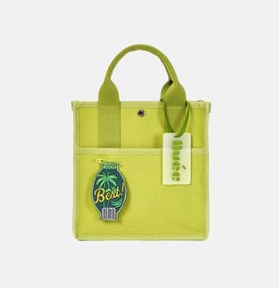 (Category: ) located in . Submitted by dailywears7 (Listing ID 1441227181, Image 1). Description: .