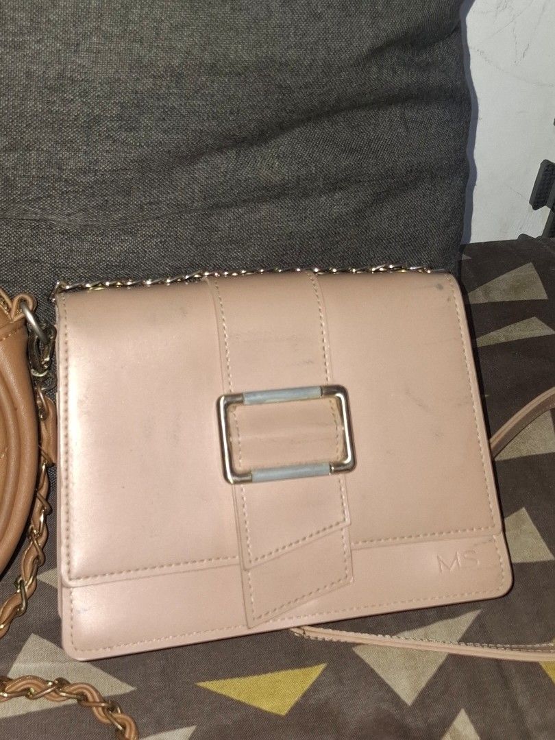 B1T1 PARISIAN & MICHAELA bags (Category: Cross-body Bags) located in Manila. Submitted by indaaay (Listing ID 1441240659, Image 3). Description: negotiable lightly used pm for more details‼️🌸.