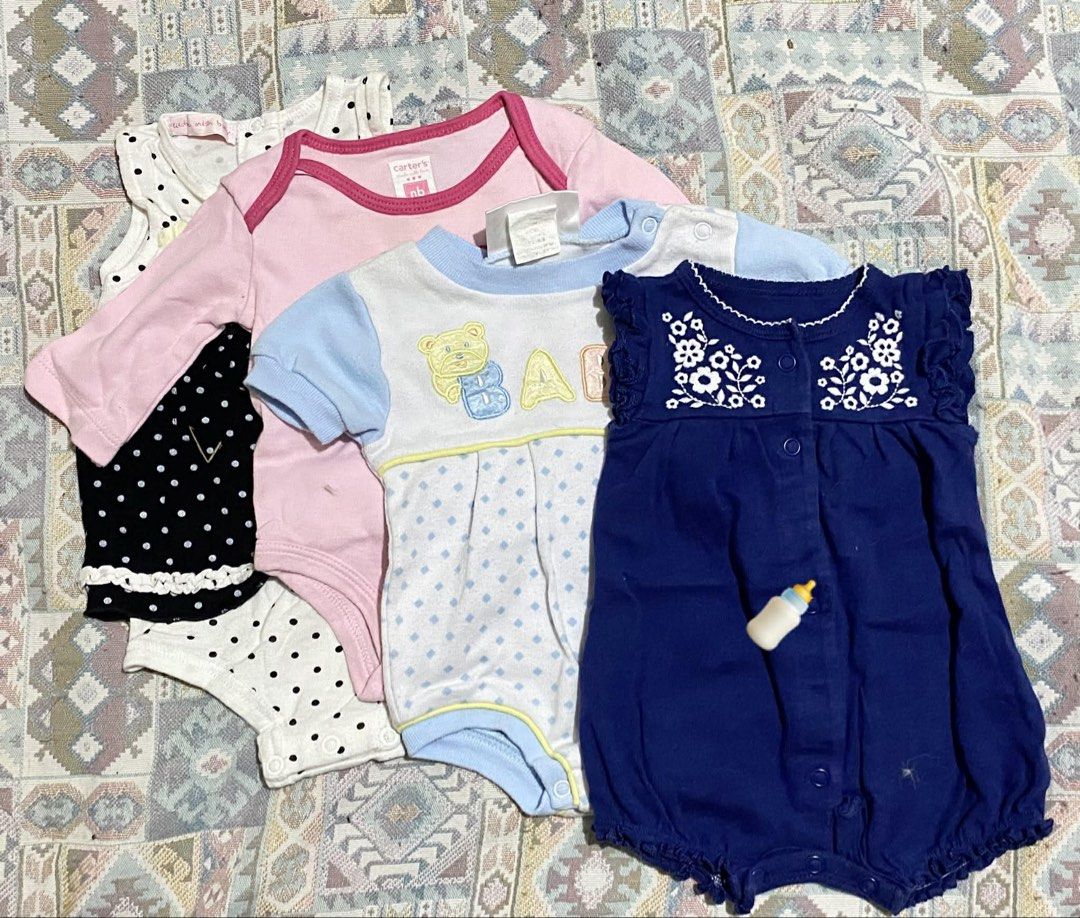 TAKE ALL BABY CLOTHES (NB - 2T) (Category: Babies & Kids Fashion) located in Imus. Submitted by hominooodles (Listing ID 1441320432, Image 1). Description: TAKE ALL (23pcs) Newborn - 2T RUSH. NEED FUNDS. .