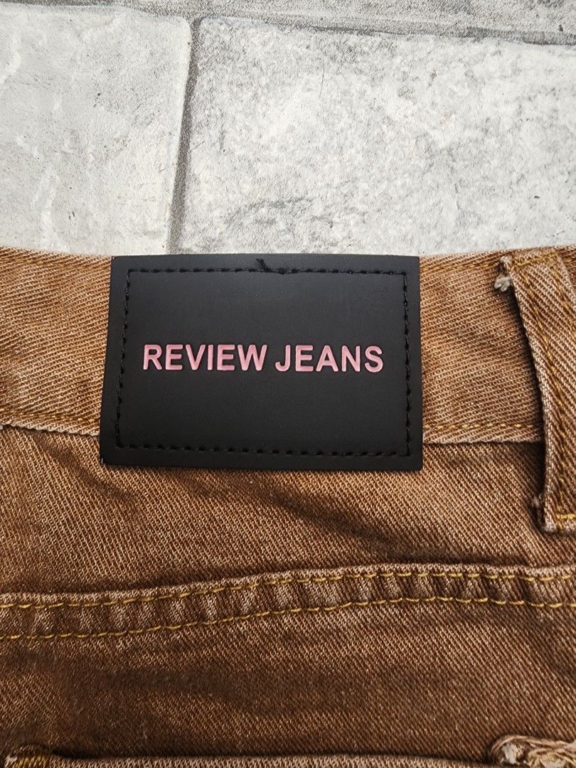 Baggy Pants Light brown acid washed (Category: Jeans) located in Manila. Submitted by smrshops (Listing ID 1441242152, Image 3). Description: bought in tokyo harajuku. waist- 39cm length- 40 inch leg- 14 inch .