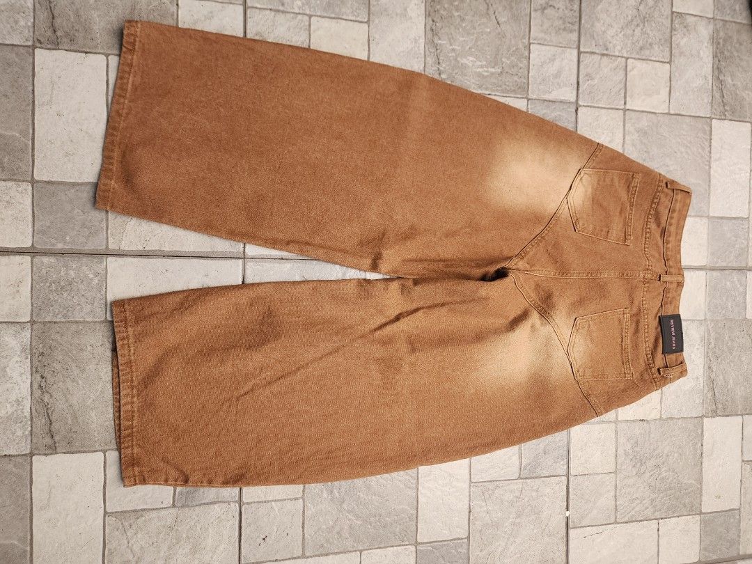 Baggy Pants Light brown acid washed (Category: Jeans) located in Manila. Submitted by smrshops (Listing ID 1441242152, Image 2). Description: bought in tokyo harajuku. waist- 39cm length- 40 inch leg- 14 inch .