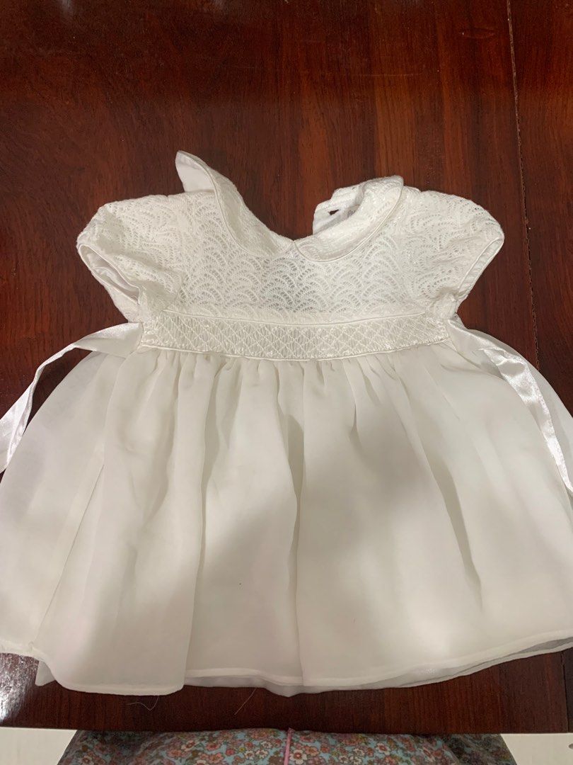 Baptismal outfits (Category: Babies & Kids Fashion) located in Quezon City. Submitted by kmbtab (Listing ID 1441267712, Image 1). Description: 2 pcs baptismal dresses for girls Short dress 0-3monts Long gown 6mo fit but can also be used for smal babies .