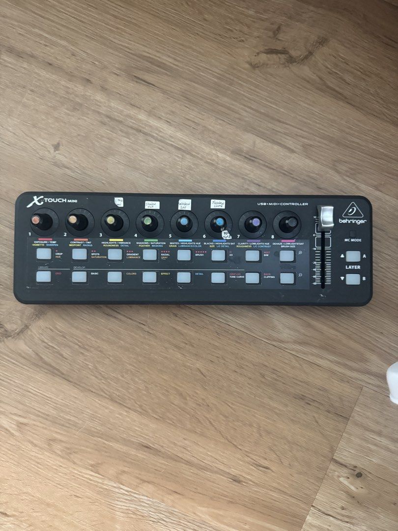 Behringer X-TOUCH MINI USB/MIDI Controller470263262768025600