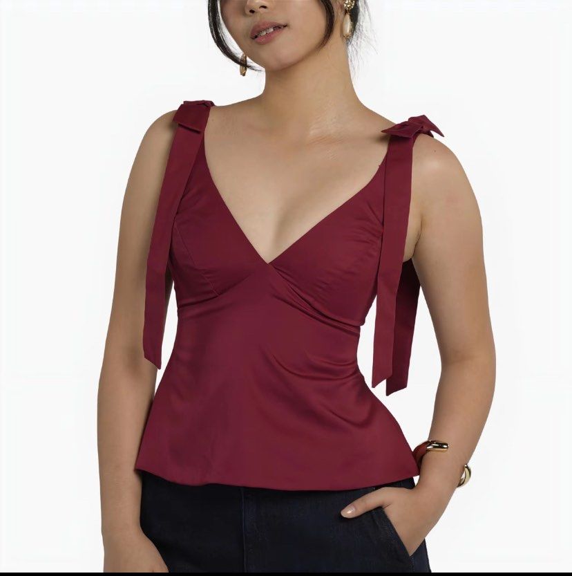 BRAND NEW BSCO BOW STRAP DEEP V-NECK TOP (Category: Sleeveless) located in Taguig. Submitted by ciareal (Listing ID 1441354648, Image 1). Description: Brand new Rfs: wrong size ordered.