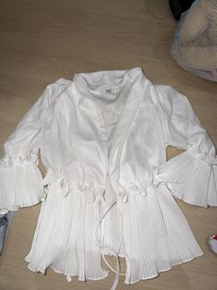 (Category: ) located in . Submitted by peacewardrobe (Listing ID 1441325759, Image 1). Description: .