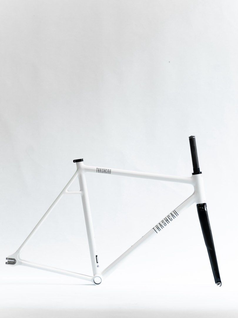 BRAND NEW TRASHCAN SAVETHETRACKBIKE track frameset [Tags : sale tsunami dosnoventa engine 11 cinelli mash skream unknown liberty bxt look cervelo specialized giant sworks trek ] (Category: Bicycles) located in Singapore. Submitted by trackortrack (Listing ID 1441251383, Image 3). Description: Looking to unleash your creativity? @trashcan_zy ‘s TRASHCAN SAVETHETRACKBIKE Frameset is the perfect answer. For just $300 USD, not only can you get a ligh