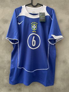 (Category: ) located in . Submitted by calcio_sport_jersey (Listing ID 1441366860, Image 1). Description: .