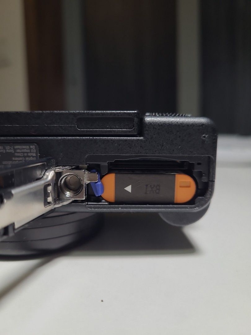 Broken Sony ZV-1 Digital Camera470288802577141763