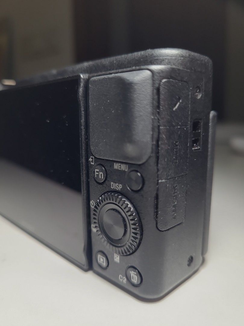 Broken Sony ZV-1 Digital Camera470288802577141761