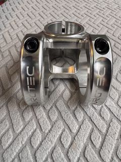 (Category: ) located in . Submitted by hiwbottle (Listing ID 1441170054, Image 1). Description: .