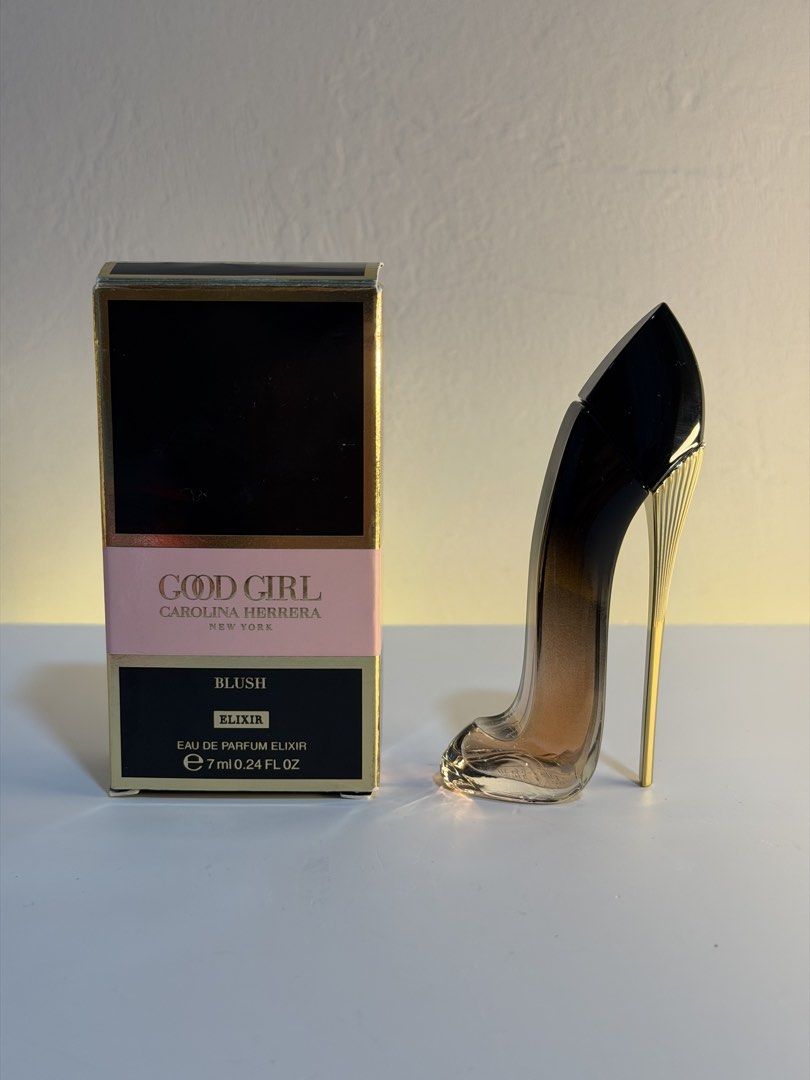 Carolina Herrera Good Girl Blush Elixir Eau de Parfum 7ml (Category: Fragrance & Deodorants) located in Pasig City. Submitted by regs.018 (Listing ID 1441374209, Image 1). Description: - Miniature bottle of Carolina Herrera Good Girl Blush Elixir - Eau de Parfum (EDP) - Convenient 7ml size, ideal for travel or sampling - Includes original packaging/box - Makes a wonderful gift or personal treat.