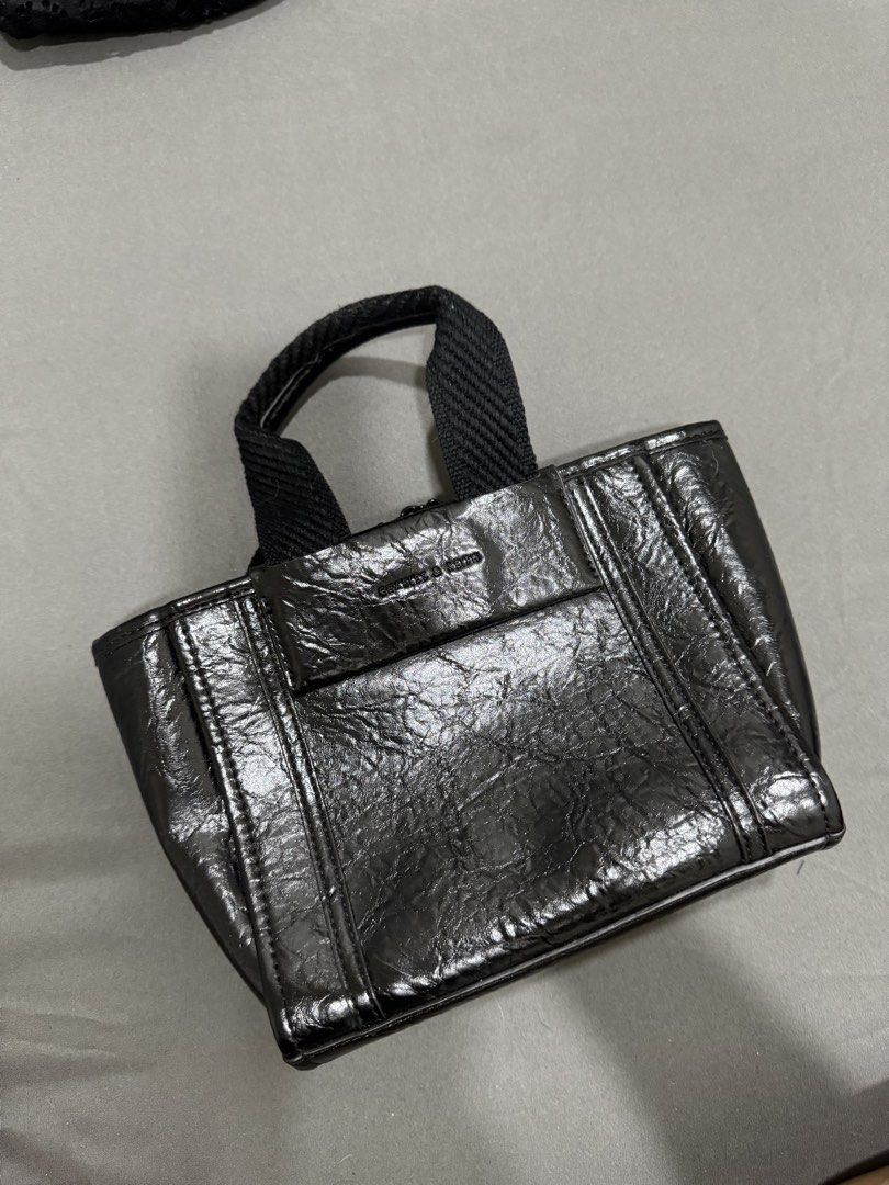Charles & Keith Bag (Category: Shoulder Bags) located in Valenzuela. Submitted by aikeeee (Listing ID 1441276846, Image 1). Description: Selling my PRE-LOVED CLOTHES 🫶🏻 - No flaws and issues (well taken care of) RFS: Need to declutter Message me if you want the actual photos 🫶🏻 MOP: Gcash or Bank Transfer Can do lalamove or grab (buyer will shoulder the delivery fee).