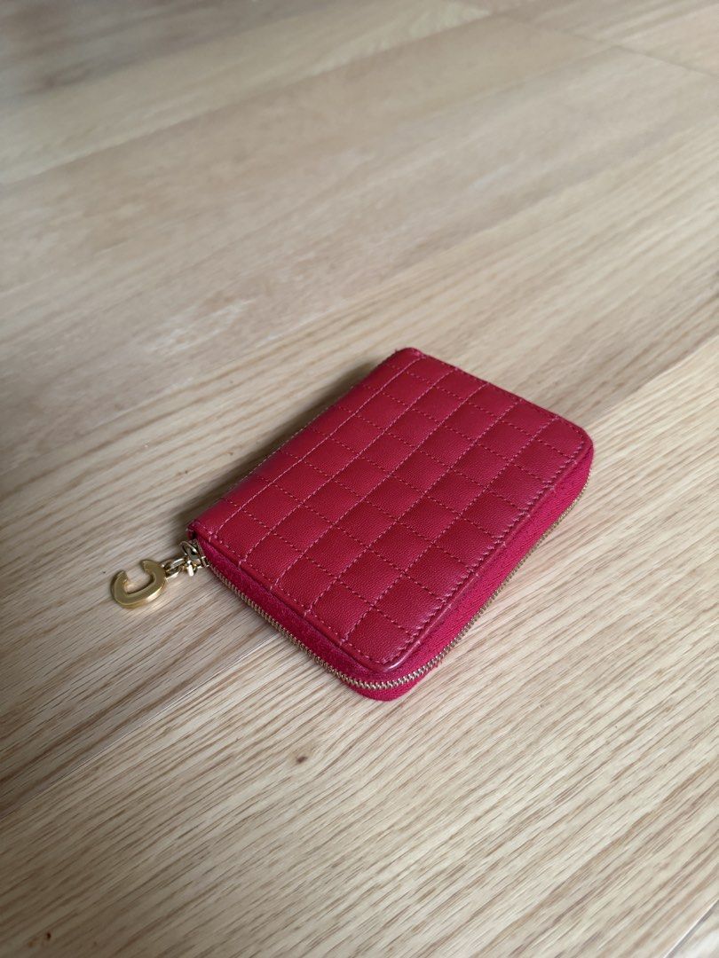 Celine Red Compact Calf Skin Short Wallet (Category: Luxury Bags & Wallets) located in Pasay City. Submitted by elleventh (Listing ID 1441214608, Image 3). Description: - Rank A - 4.25” x 3.5” x 1” All items are guaranteed authentic and are personally curated and sourced by the founder. If you wish to get a certificate of authenticity from a trusted third party company, you may message us for more details. Elleventh PH is not affiliated or associ