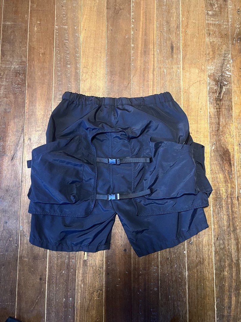 CMF KILTIK Outdoor Short (Category: Shorts) located in Baguio. Submitted by kAzuMi41 (Listing ID 1441184231, Image 2). Description: CMF KILTIK Outdoor Short Large size .