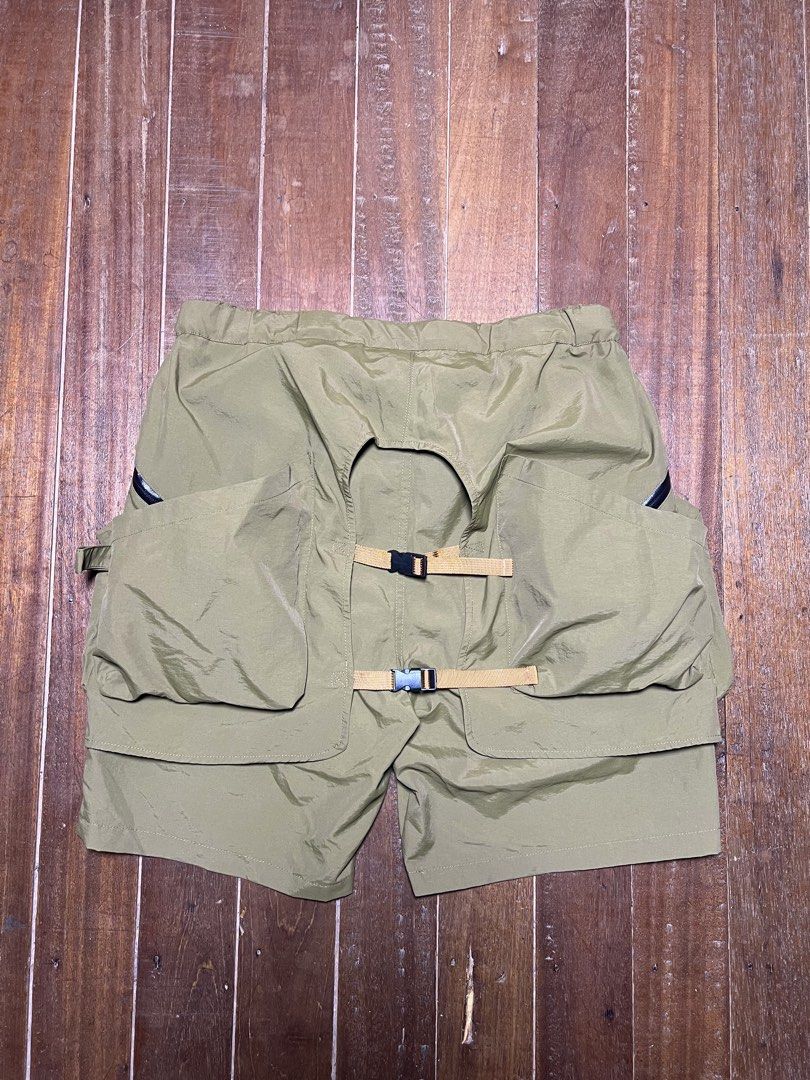 CMF KILTIK Outdoor Short (Category: Shorts) located in Baguio. Submitted by kAzuMi41 (Listing ID 1441185081, Image 2). Description: CMF KILTIK Outdoor Short Large size .