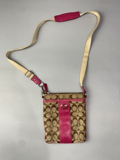 (Category: ) located in . Submitted by blinkban_thrift (Listing ID 1441176812, Image 1). Description: .