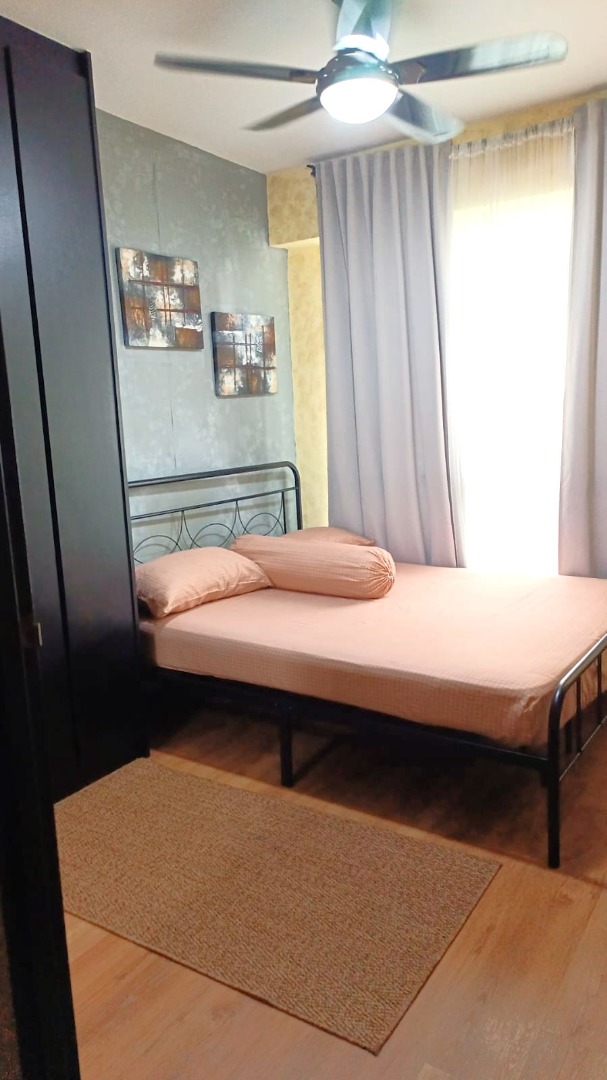 (Category: ) located in . Submitted by your_rental_specialist (Listing ID 1441174412, Image 1). Description: .
