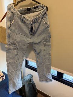 (Category: ) located in . Submitted by twentyfiveshoes (Listing ID 1441270911, Image 1). Description: .