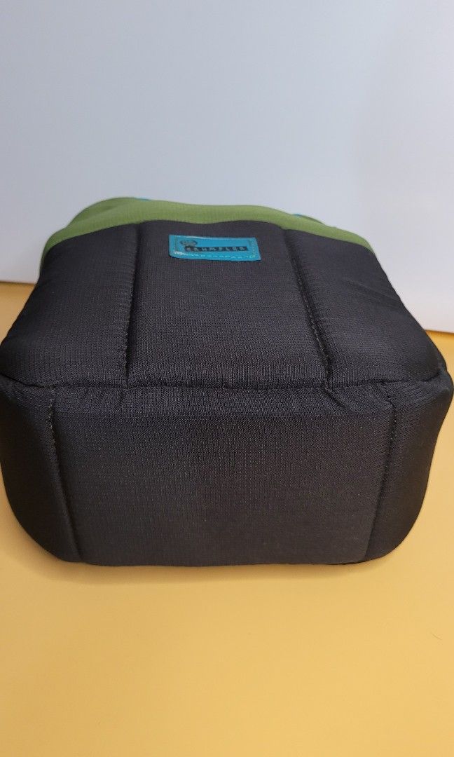 Crumpler Camera Lens Bag (Category: Camera Bags & Carriers) located in Quezon City. Submitted by fabshoppe2001 (Listing ID 1441207898, Image 3). Description: Original Crumpler camera bag Slightly used,almost new.no issue MOP: GCASH MOD: LALAMOVE Meetup: SM NORTH THE BLOCK or Trinoma only. Send me a message if interested..