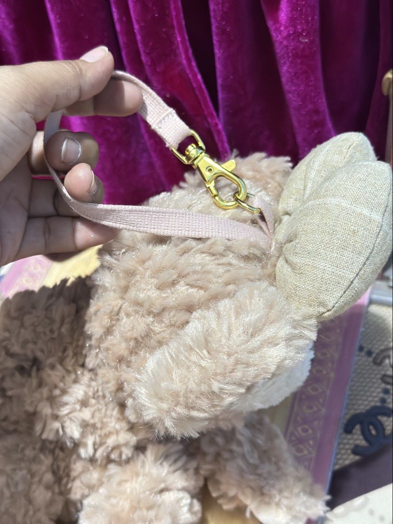 Diamey Shellie May wrislet/pouch bag (Category: Purses & Pouches) located in General Santos City (Dadiangas). Submitted by toysville888 (Listing ID 1441324391, Image 2). Description: original Dianey. NO FLAWS.