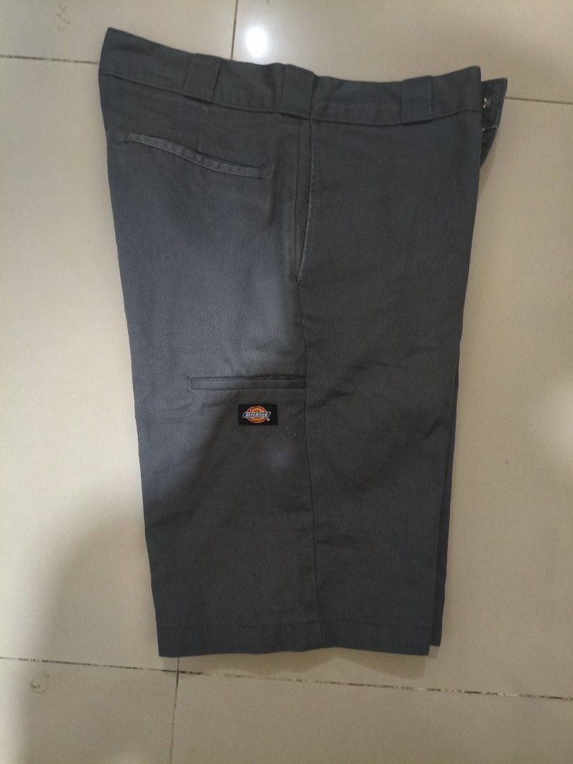 Dickies double patch (Category: Shorts) located in Manila. Submitted by randomitemsss (Listing ID 1441355721, Image 3). Description: Excellent Condition color rate 9/10 32x22.