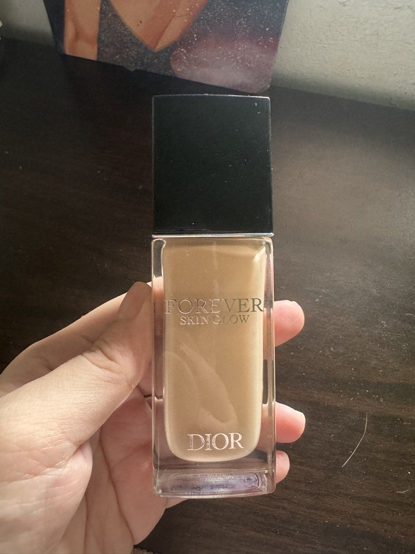 Dior Forever Skin Glow Foundation 1CR SPF 20 (Category: Makeup) located in Bulacan. Submitted by sphdnsio (Listing ID 1441215007, Image 1). Description: - Dior Forever Skin Glow Foundation - Shade: 1CR - Finish: Radiant - Condition: Bottle almost full (70-80%) - Bought in South Korea March 2025.