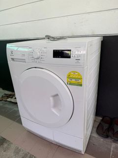 (Category: ) located in . Submitted by ainajihha (Listing ID 1441181252, Image 1). Description: .
