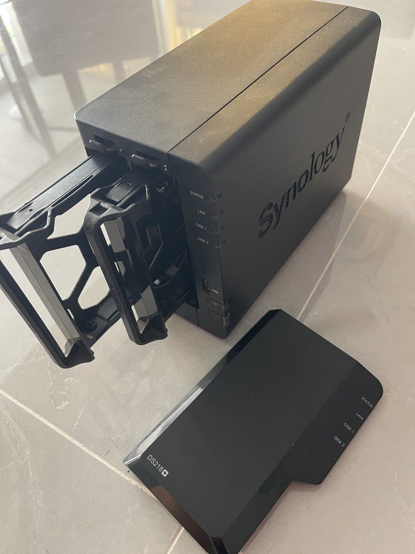 Faulty Synology DS218+ NAS Enclosure470028937227161600