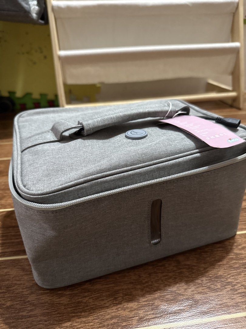 Fico UVC LED Sterilizing Bag FUV-08 (Category: Diaper Bags & Wetbags) located in Marikina City. Submitted by plnkrs (Listing ID 1441204480, Image 1). Description: - Grey Fico UVC LED Sterilizing Bag (Model FUV-08) - Equipped with 12 powerful UVC LED lights - Achieves 99.99% sterilization rate - Powered by DC 5V 1A via Micro USB - Built-in smart auto detector stops sterilization if bag opens > 45 degrees Location: Cupang, Antipolo.