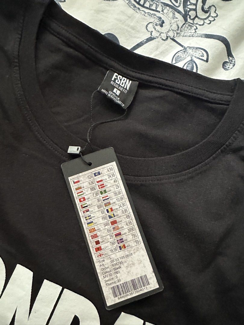 FSBN & Primark Graphic T-Shirts - Size L (Category: Tshirts & Polo Shirts ) located in Quezon City. Submitted by heiressofpersia80 (Listing ID 1441182275, Image 2). Description: Selling two graphic t-shirts. First is a black FSBN tee with 'MONDAY SUCKS.' graphic. Second is a charcoal marl Primark tee with a 'DON'T' graphic. Both are size Large. Great for casual wear. Grab them both!.