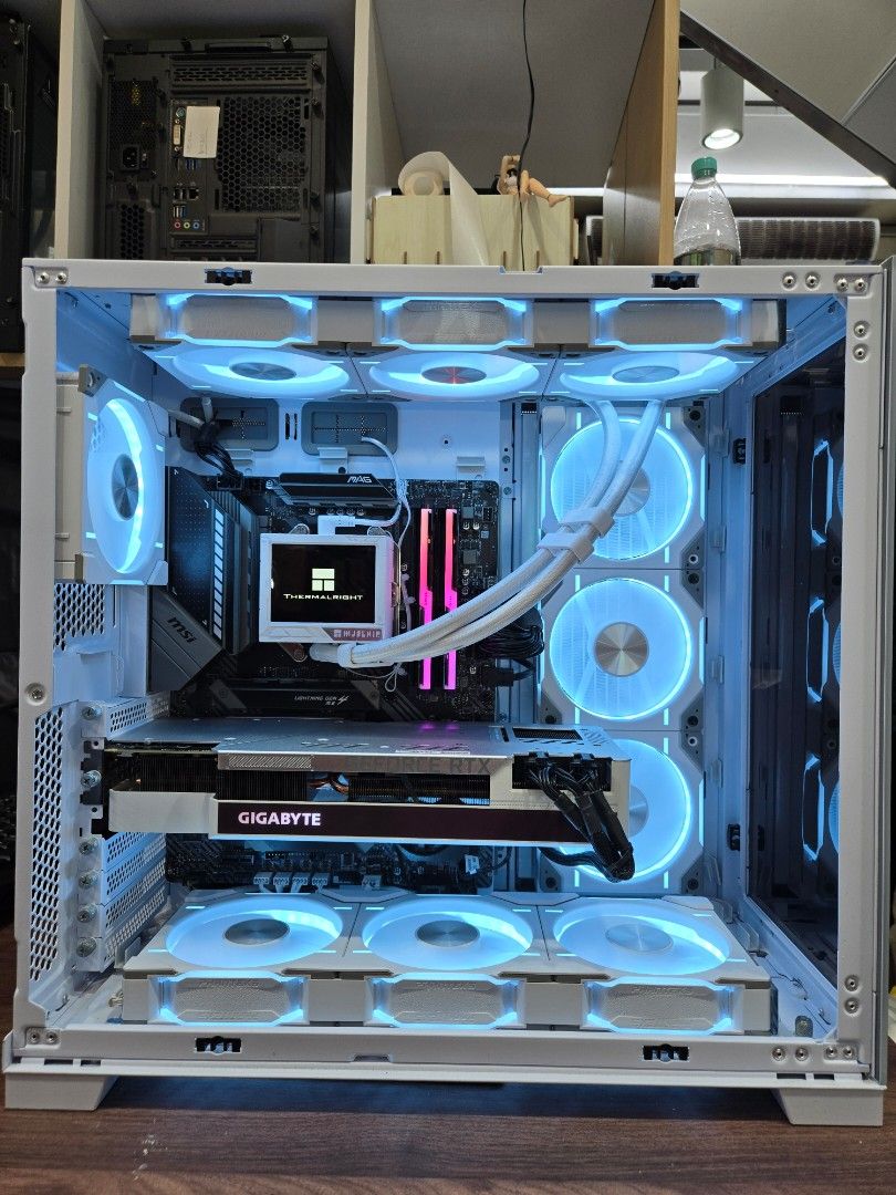 Gaming pc470157943385640960