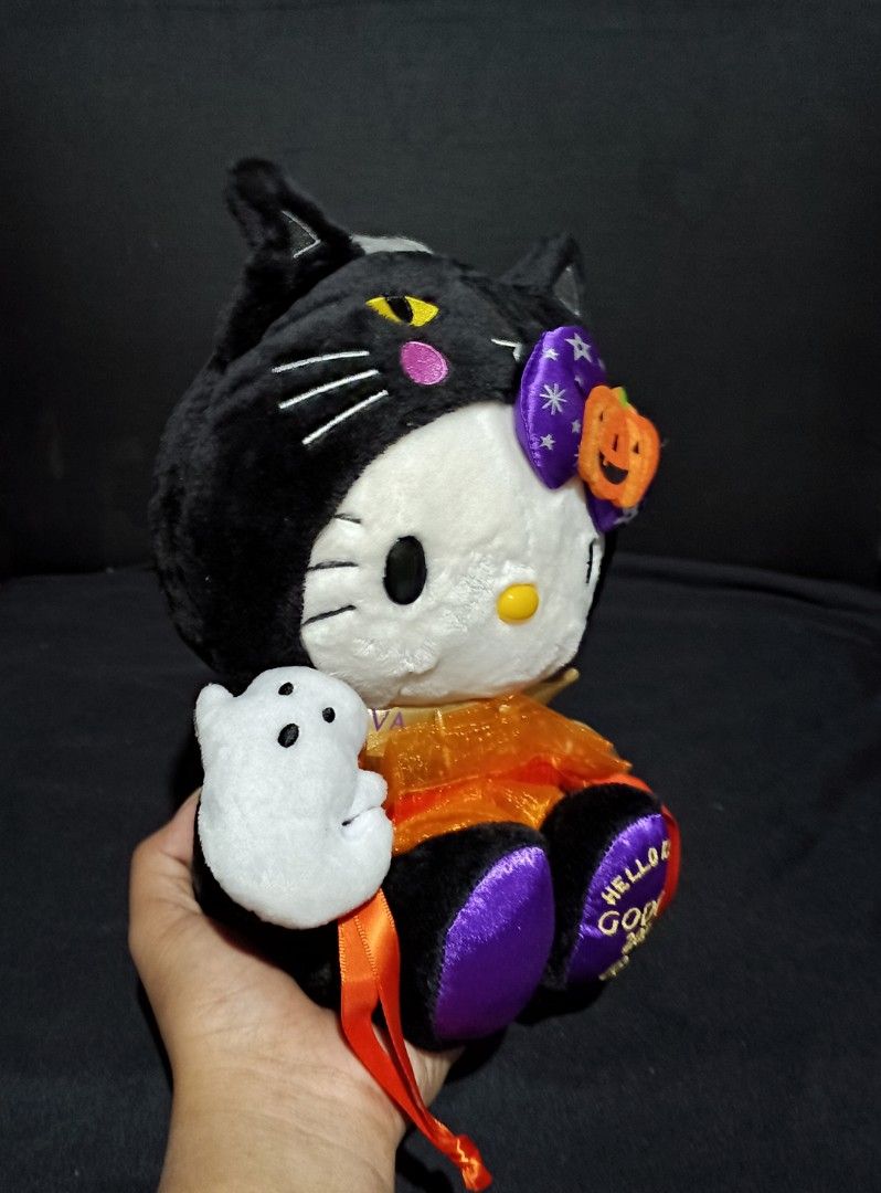 Godiva Hello Kitty Halloween Plush (Category: Toys & Games) located in Compostela. Submitted by buenaflora04681 (Listing ID 1441260170, Image 2). Description: .
