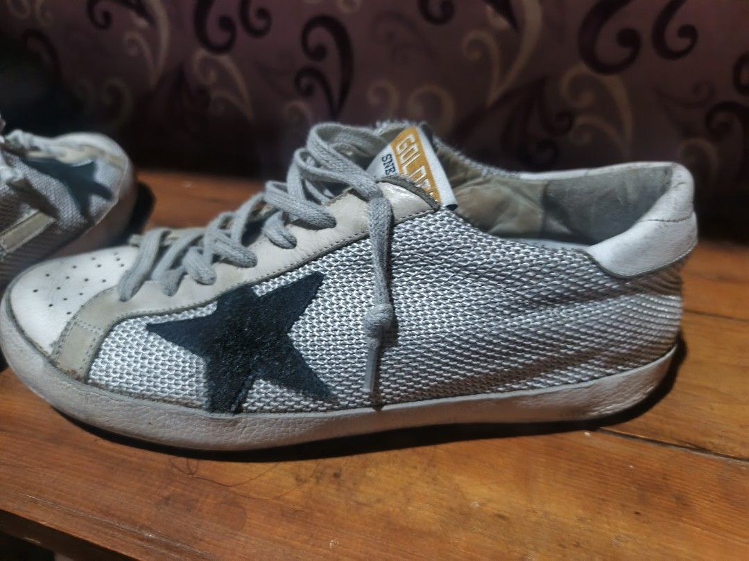 Golden goose size 40 (Category: Sneakers) located in San Carlos City. Submitted by frenchsis (Listing ID 1441163542, Image 3). Description: .