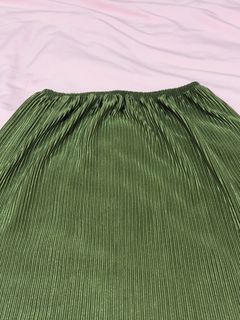 (Category: ) located in . Submitted by petiteprelovecloset (Listing ID 1441356838, Image 1). Description: .