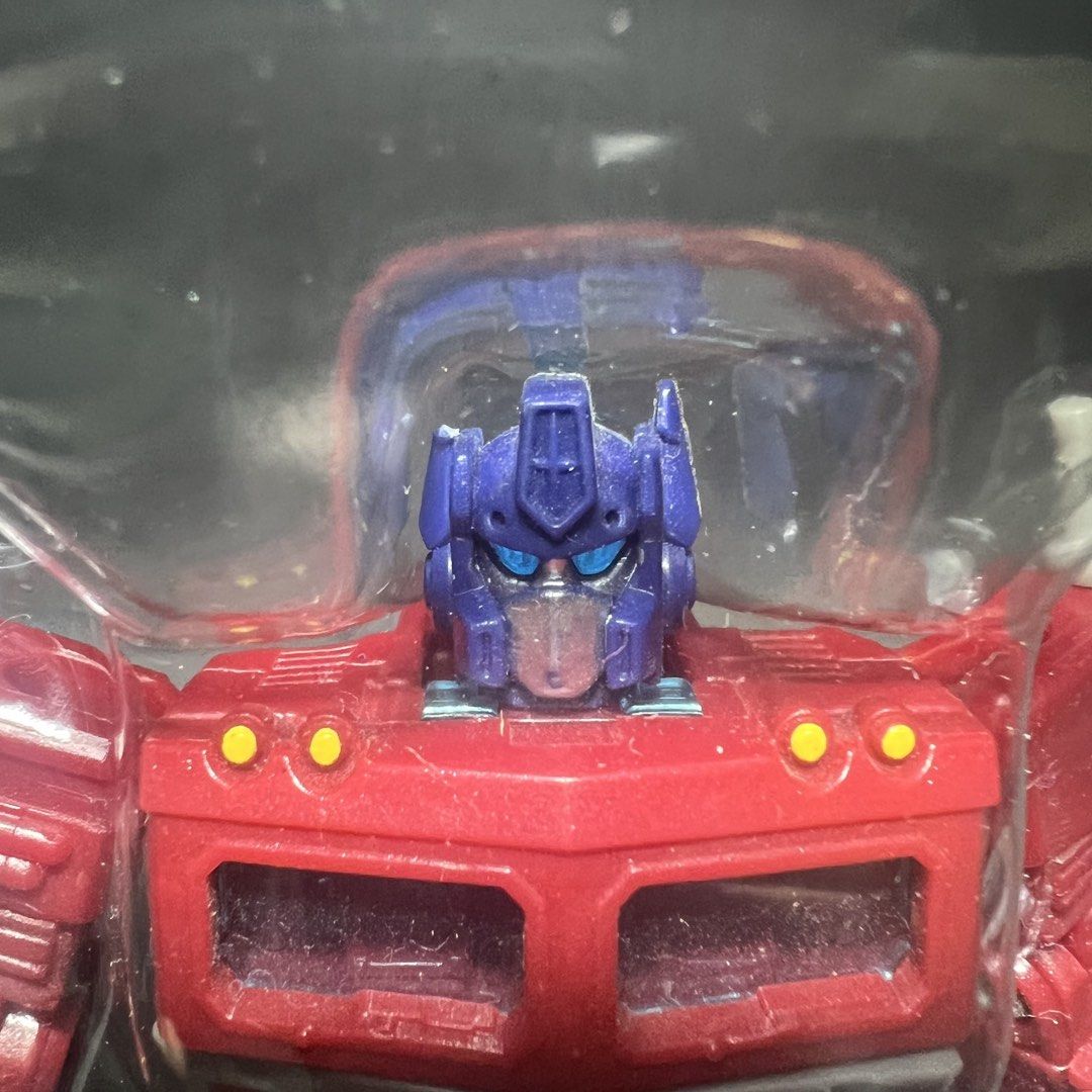 Hasbro Transformers Universe Special Edition Optimus Prime (BIB) (Category: Action & Battle Toys) located in Mandaluyong City. Submitted by 8bitvictor (Listing ID 1441328951, Image 3). Description: 2008 Hasbro Transformers Universe Optimus Prime Back in Box The figure is in mostly excellent condition with tight joints but has one issue: the top of his right ear is broken off as seen in the last picture. Box has some yellowing but is otherwise exc