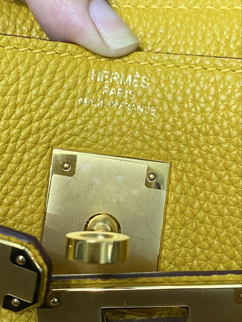 Hermes Birkin 30 (Category: Luxury Bags & Wallets) located in San Mateo. Submitted by kluxuryy (Listing ID 1436636682, Image 3). Description: OFFER YOUR PRICE NEGOTIABLE.