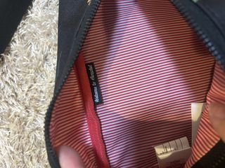 (Category: ) located in . Submitted by vans_19 (Listing ID 1441226780, Image 1). Description: .