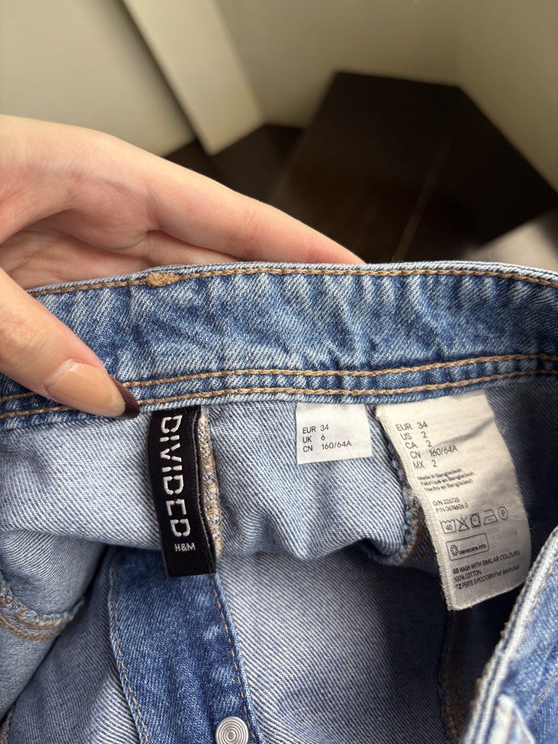 H&M Blue Denim Button-Front A-Line Skirt (Category: Skirts) located in Santa Rosa. Submitted by prelovedby.her_ (Listing ID 1441320515, Image 3). Description: Color: Blue Size: XS Condition: No visible flaws; in great condition RFS: Decluttering 🧹 📍 Shipping from: Fairview, QC 🚚 Mode of Delivery: Lalamove | J&T 💵 Payment: GCash | Bank Transfer Feel free to message for any questions! 🤍.