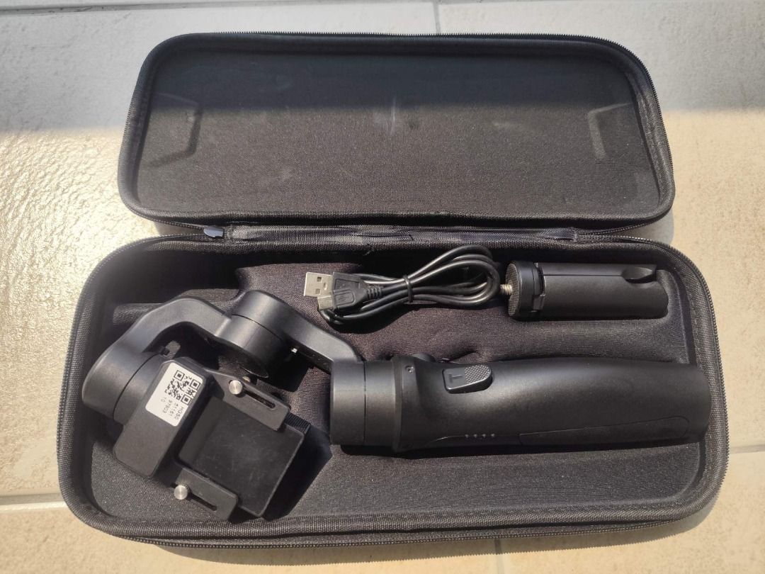 Hohem iSteady Pro 2 (Category: Gimbals & Stabilizers ) located in Quezon City. Submitted by druzze (Listing ID 1441184501, Image 3). Description: Hohem iSteady Pro 2 Pristine Hohem iSteady Pro 2 (3-Axis Stabilizer for Action Cams) (Hard metal composite materials) Compatible Cameras 1. ) GoPro Hero Series: Hero 7, Hero 6, Hero 5, Hero 4, and Hero 3 (all variants like Black/Silver/White). 2.) DJI Osmo: DJI OSMO Action (1st Generation). 3.) Sony: So