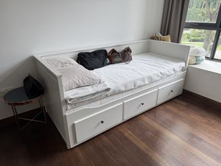 (Category: ) located in . Submitted by 92643 (Listing ID 1441249385, Image 1). Description: .