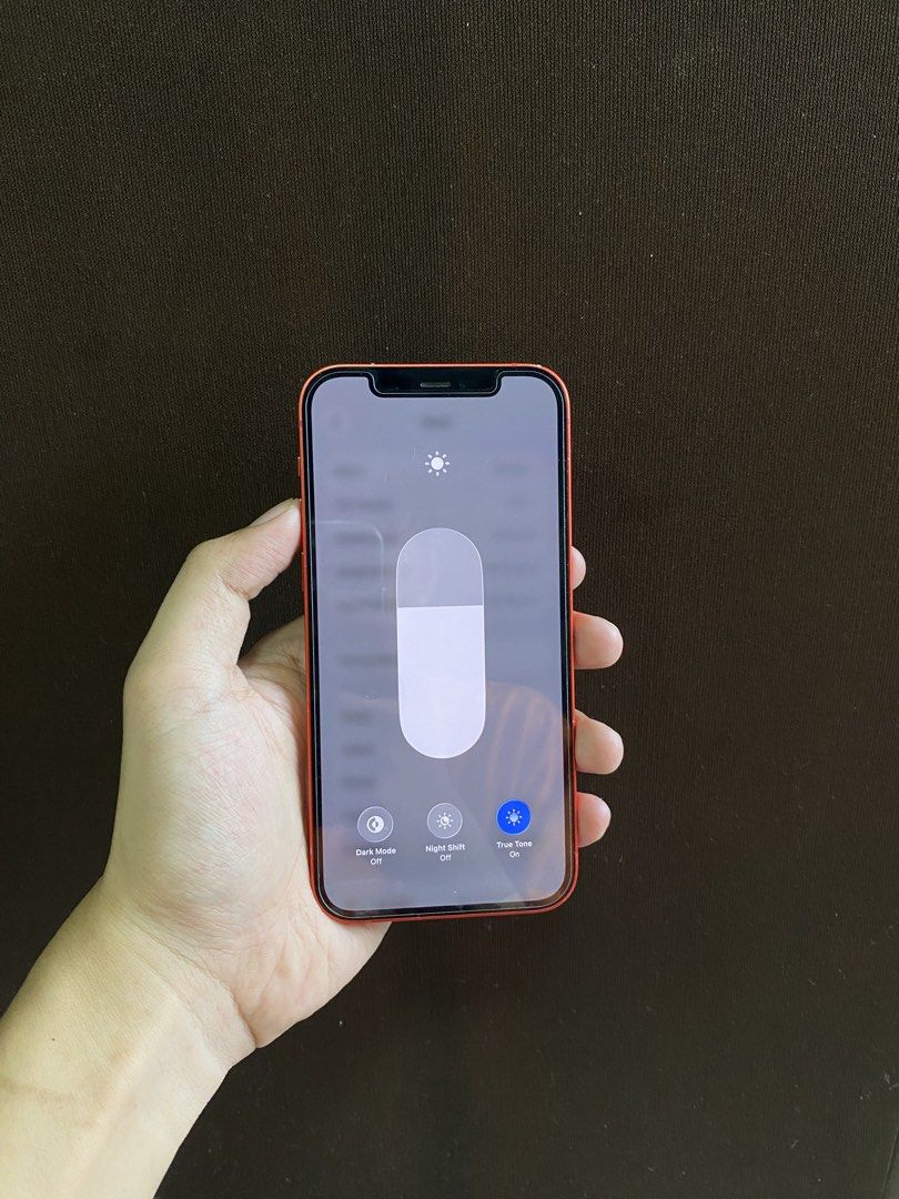 iphone 12 128gb (Category: iPhone 12 Series) located in Las Pinas. Submitted by riyuu_02 (Listing ID 1441349349, Image 2). Description: FOR SALE IPHONE 12 128GB / RED ₱12,500 NEGOTIABLE - All workings - Face id & truetone working - Anysim - 73% Batt Health - No history of repair - Smooth 100% - Unli reset Inclusions: UNIT & CASE open for meetup📍.
